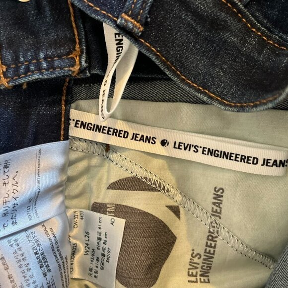 Levi's Woman's Red Tab LEJ Engineered Stretch Blue Premium Jeans Sz 24 x 26 - Picture 8 of 10